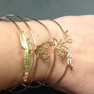 Set of Four Stacking Bangle Bracelets, Gold